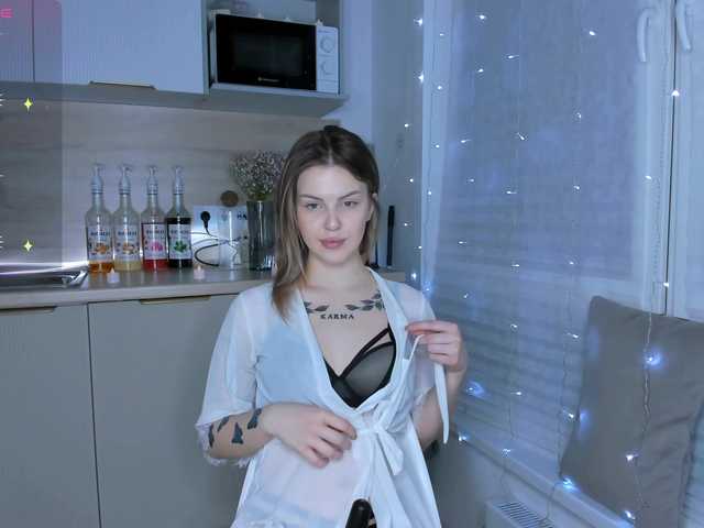 AkylinaGold's BongaCams show and profile