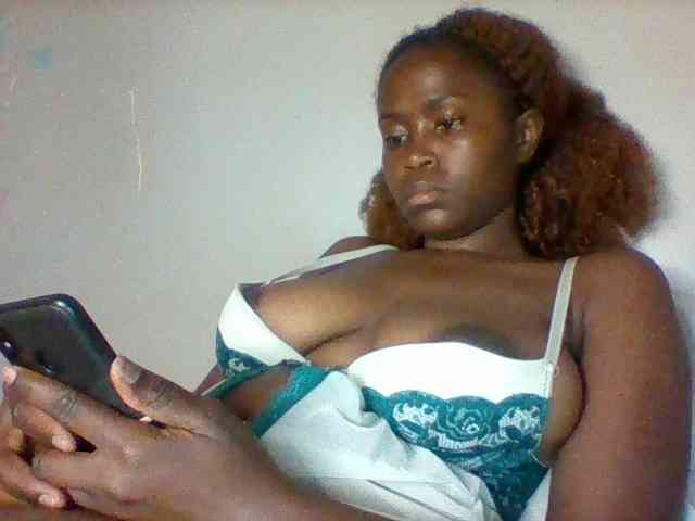 astra6062 Live Webcam on BongaCams