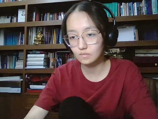 MellieTormey's BongaCams show and profile