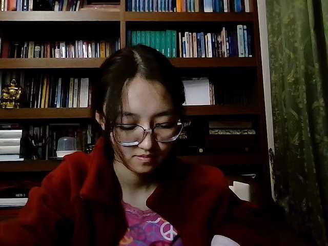 MellieTormey's BongaCams show and profile