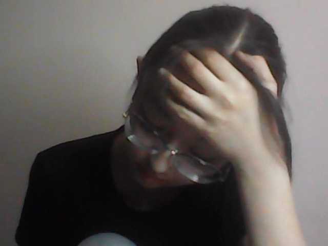 MellieTormey's BongaCams show and profile