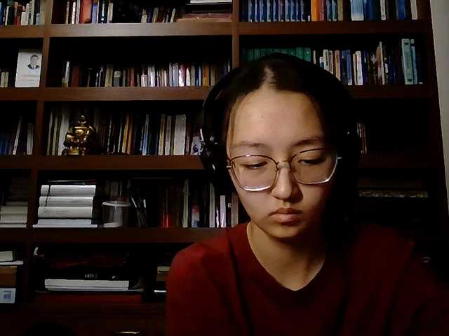 MellieTormey's BongaCams show and profile