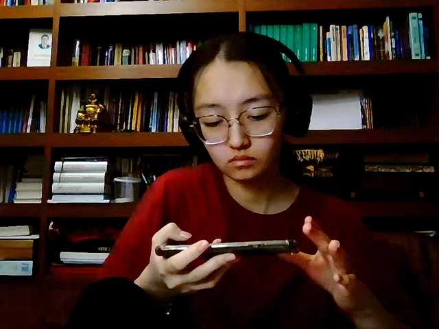 MellieTormey's BongaCams show and profile