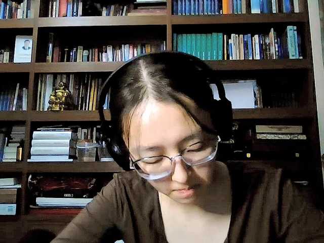 MellieTormey's BongaCams show and profile