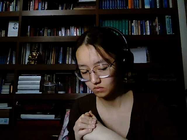 MellieTormey's BongaCams show and profile