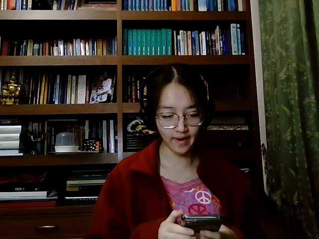 MellieTormey's BongaCams show and profile