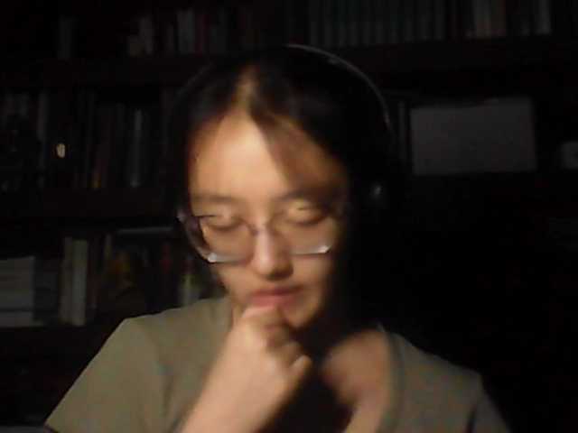 MellieTormey's BongaCams show and profile