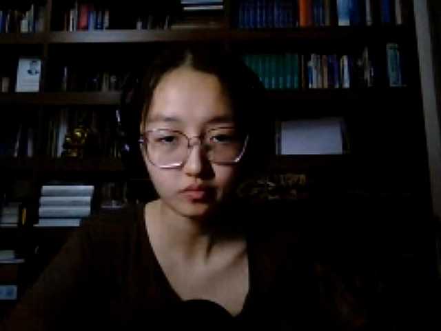 MellieTormey's BongaCams show and profile