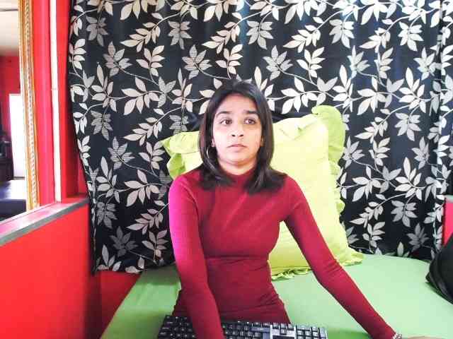 Cherryblossum143 webcam