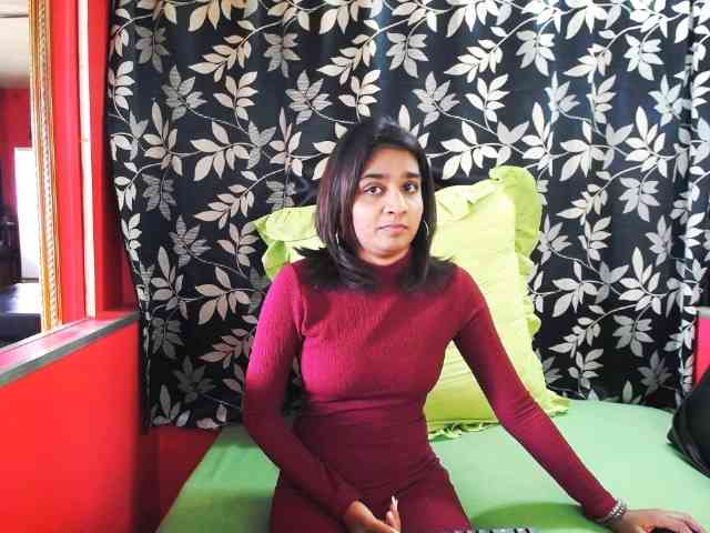 Cherryblossum143 webcam