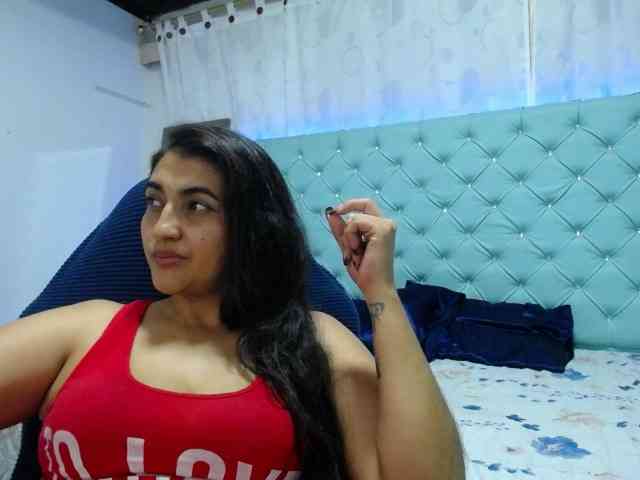 yuliet-latin69 webcam