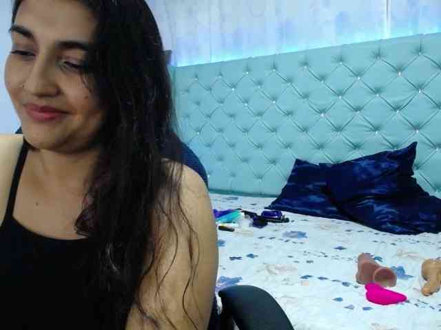 yuliet-latin69 webcam