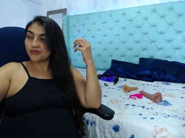 yuliet-latin69 webcam