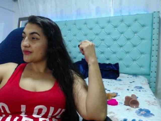 yuliet-latin69 webcam