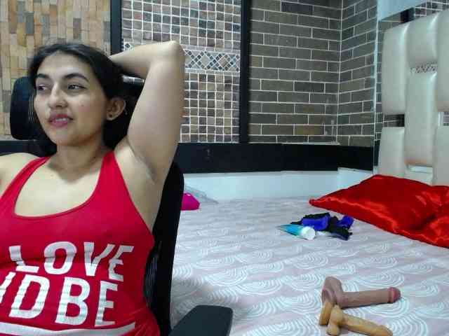 yuliet-latin69 webcam