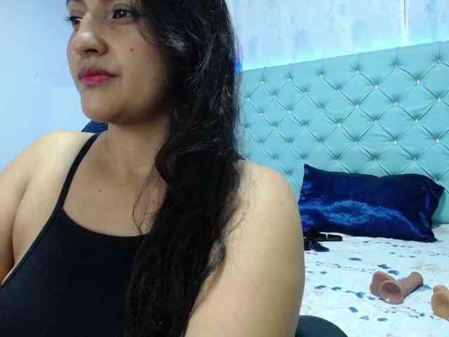 yuliet-latin69 webcam