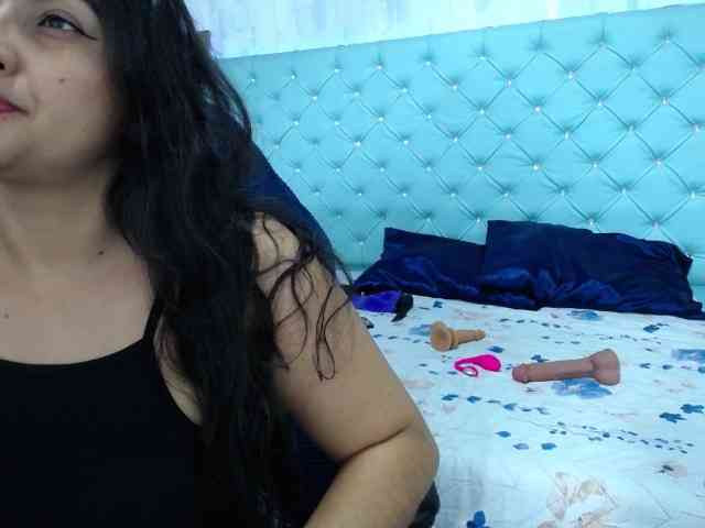 yuliet-latin69 webcam