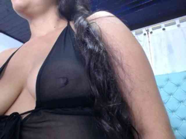 yuliet-latin69 webcam