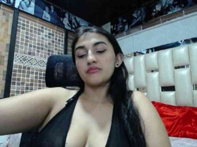 yuliet-latin69 webcam