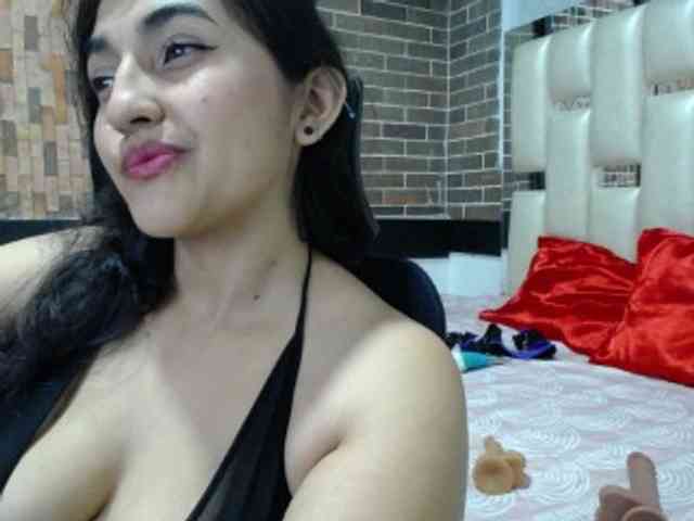 yuliet-latin69 webcam