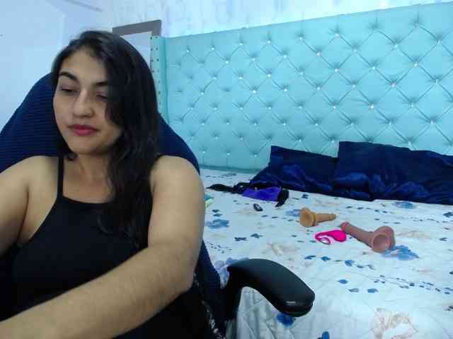 yuliet-latin69 webcam