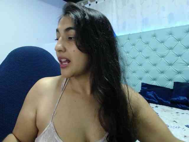 yuliet-latin69 webcam