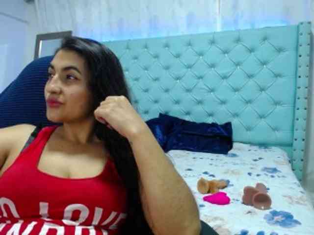 yuliet-latin69 webcam