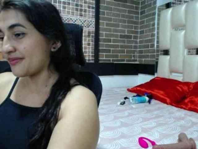 yuliet-latin69 webcam