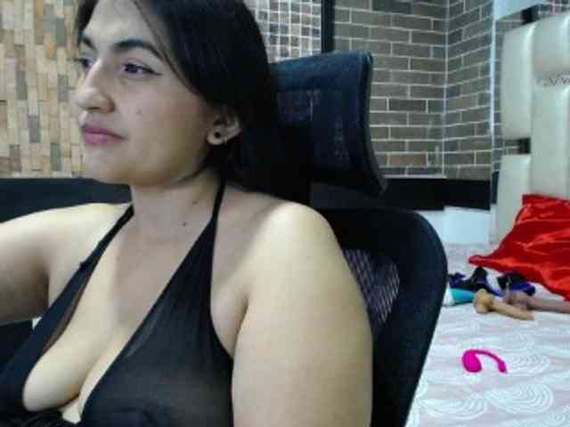 yuliet-latin69 webcam