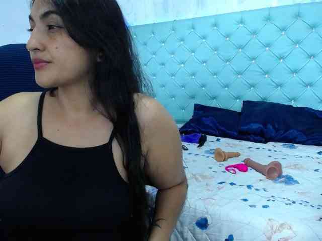 yuliet-latin69 webcam