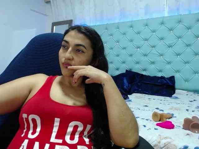 yuliet-latin69 webcam