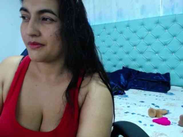 yuliet-latin69 webcam