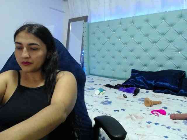 yuliet-latin69 webcam