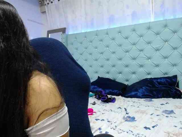 yuliet-latin69 webcam