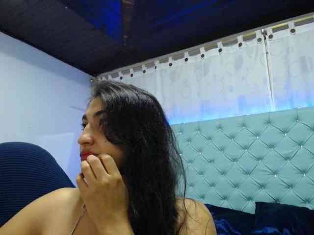 yuliet-latin69 webcam