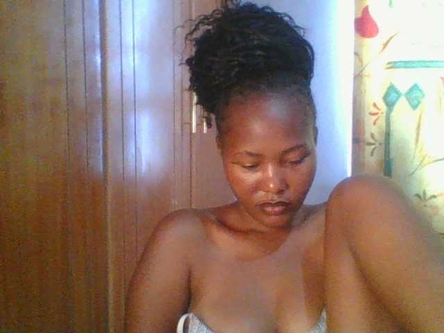 Pretty-thalia1 Live Cam on BongaCams