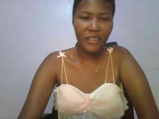 Pretty-thalia1 webcam