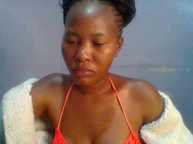 Pretty-thalia1 Pretty-thalia1