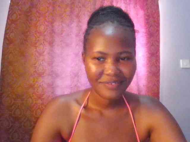 Pretty-thalia1 webcam