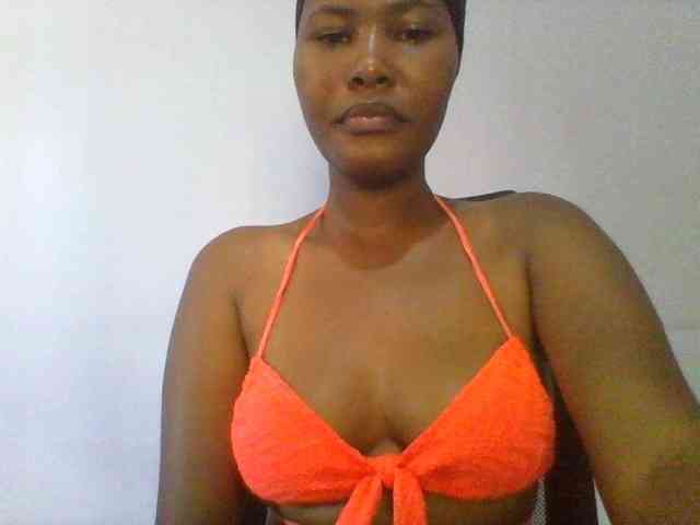 Pretty-thalia1 webcam