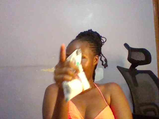 Pretty-thalia1 webcam