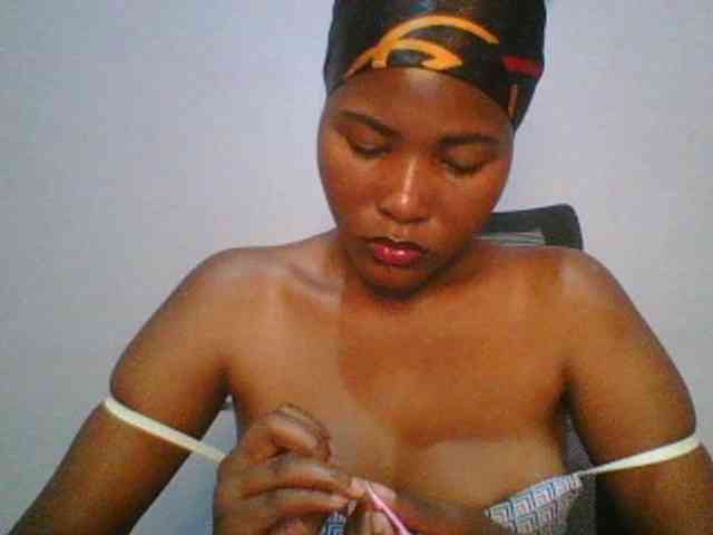 Pretty-thalia1 webcam