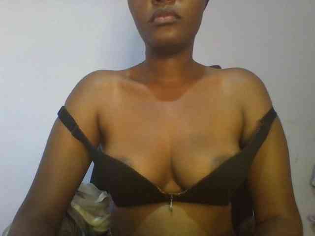 Pretty-thalia1 webcam