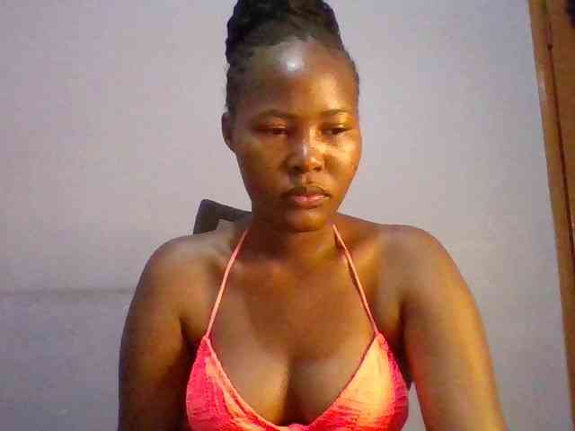 Pretty-thalia1 webcam