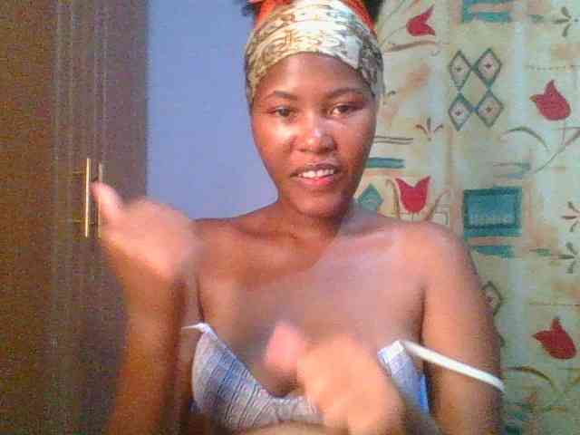 Pretty-thalia1 webcam