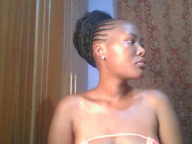 Pretty-thalia1 webcam