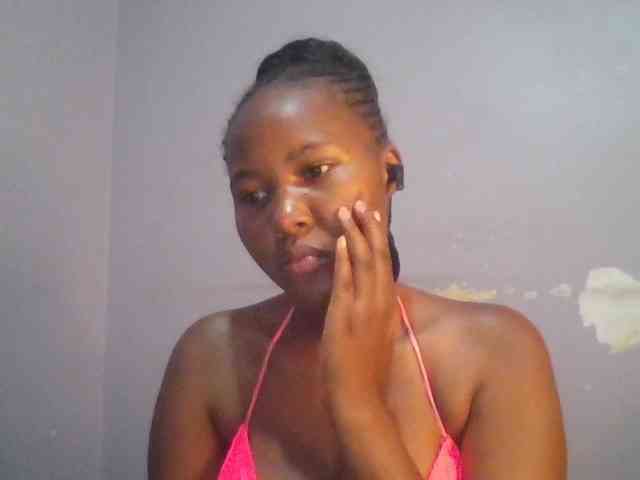 Pretty-thalia1 webcam