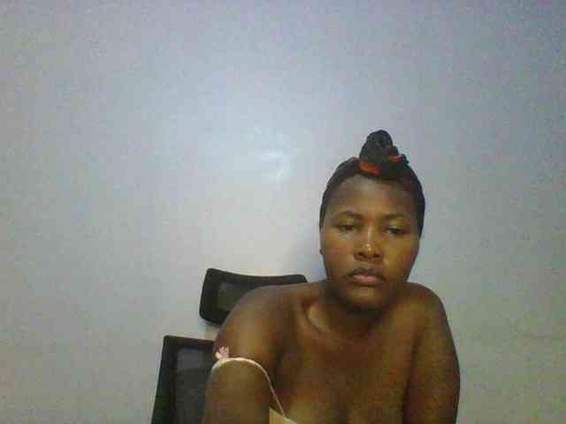 Pretty-thalia1 Pretty-thalia1