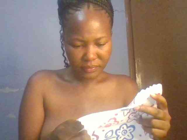 Pretty-thalia1 webcam