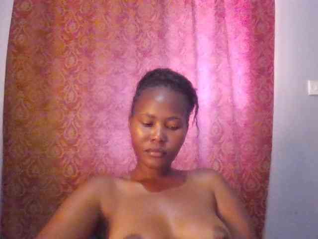 Pretty-thalia1 webcam